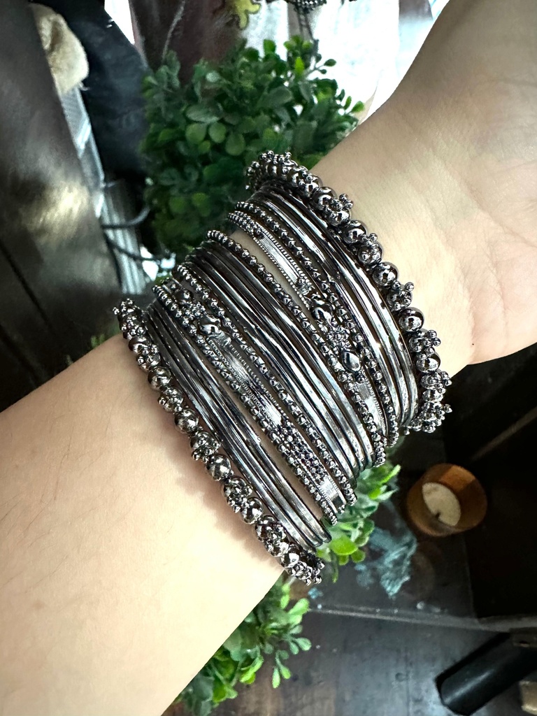 The Perfect Bangle Stack - image
