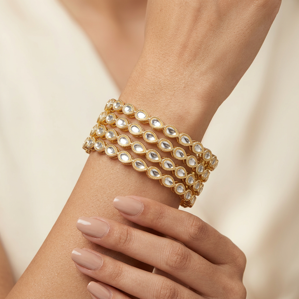 Paan Kundan Bangles - image