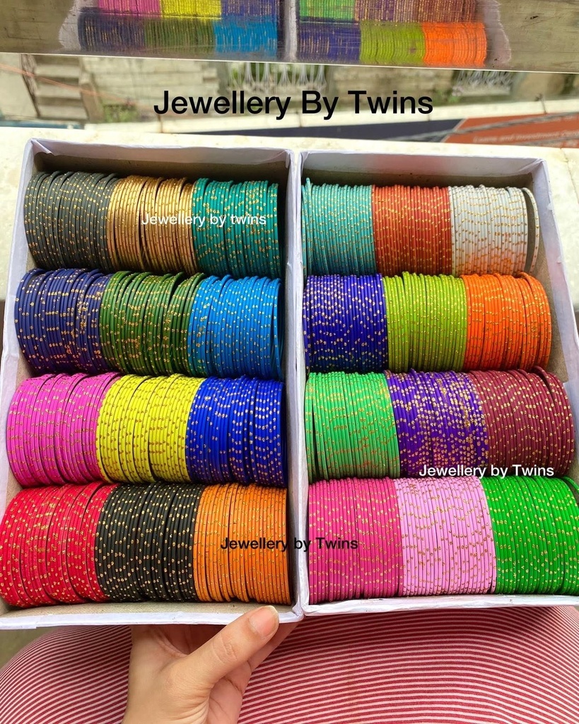 [JBT-BA031] Matt dotted combo 24 colours- 24 bangles each