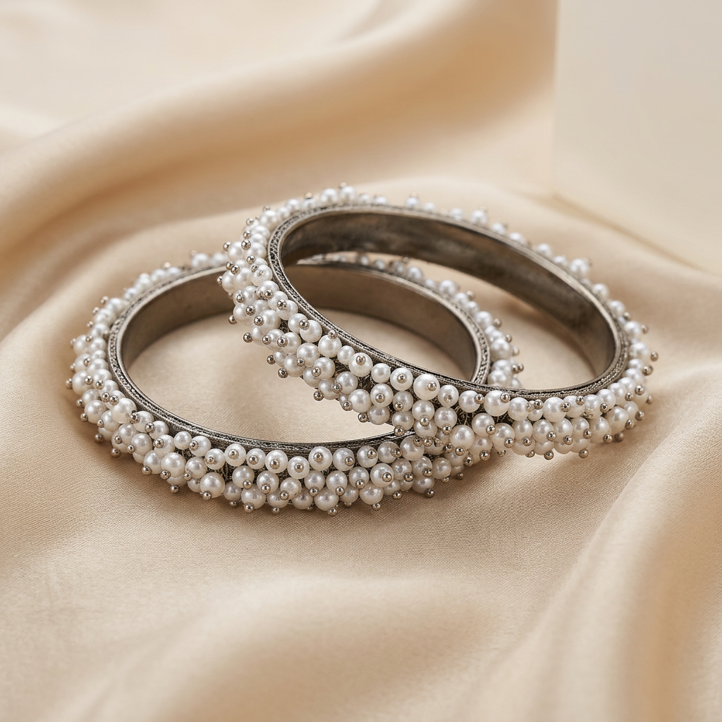 [JBT-BA116] Silver Pearl Bajra Bangles